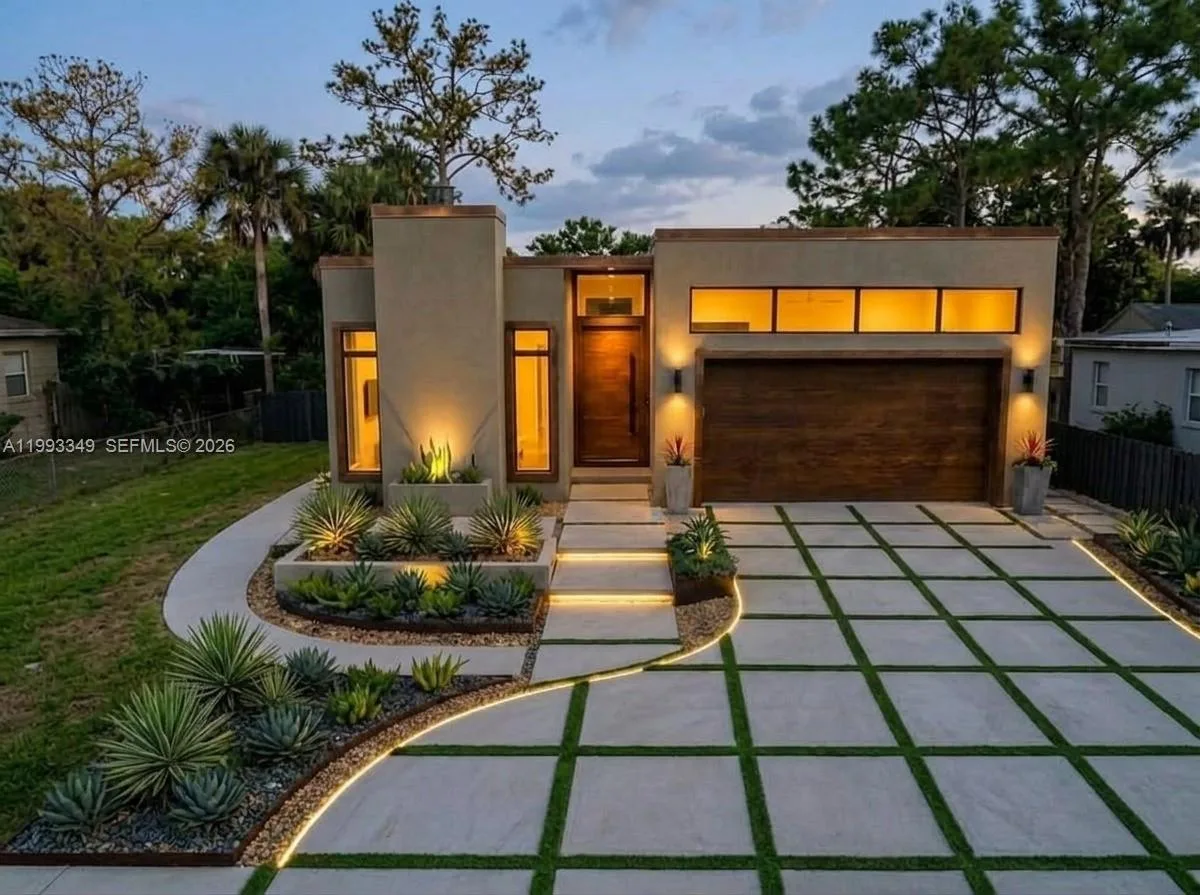 680 NW 33rd St, Oakland Park, FL 33309 photo 10