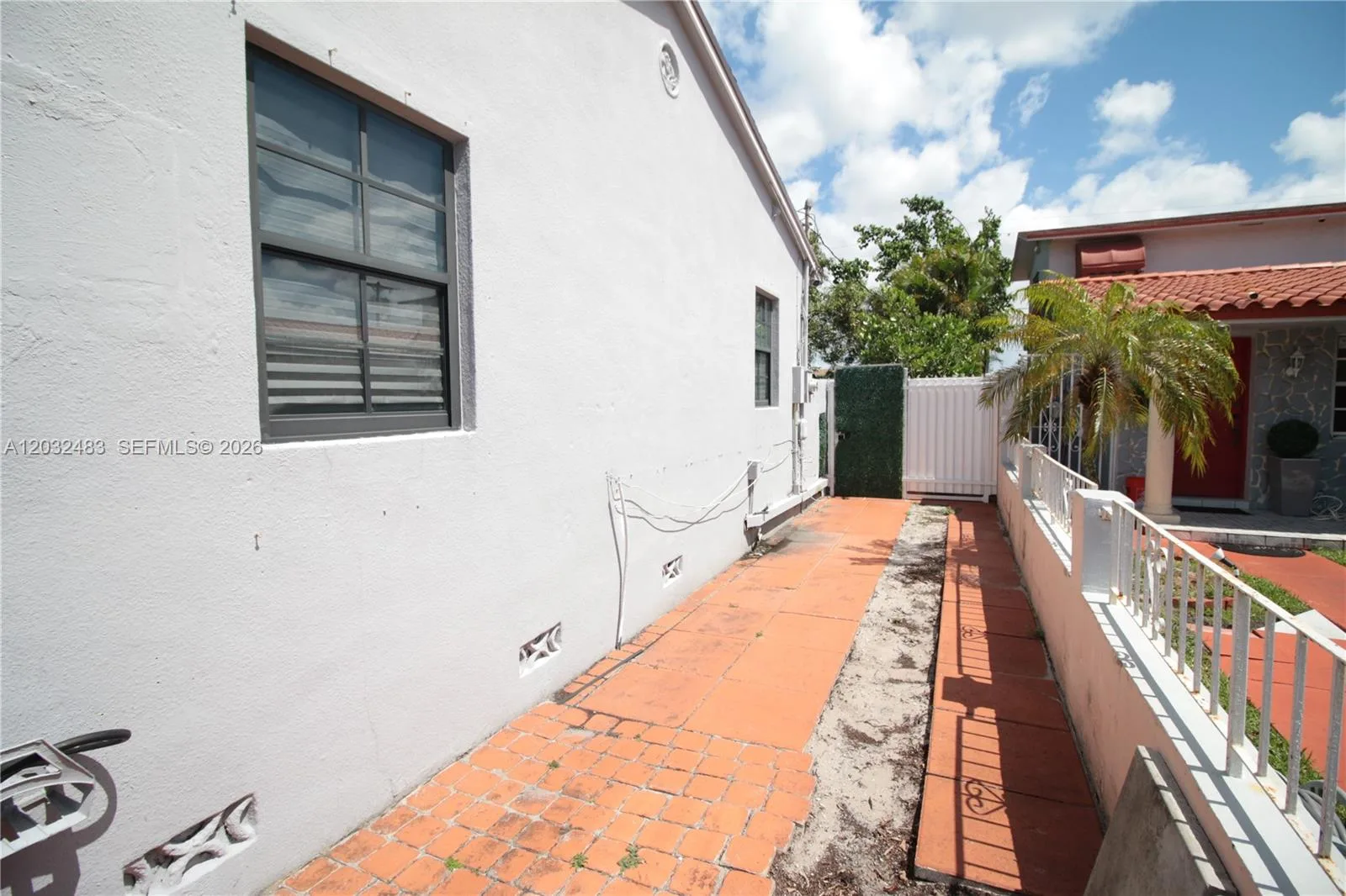 359 E 12th St, Hialeah, FL 33010 photo 8