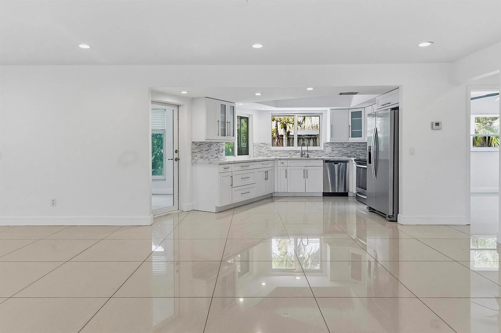 2910 NE 40TH Court, Lighthouse Point, FL 33064 photo 8