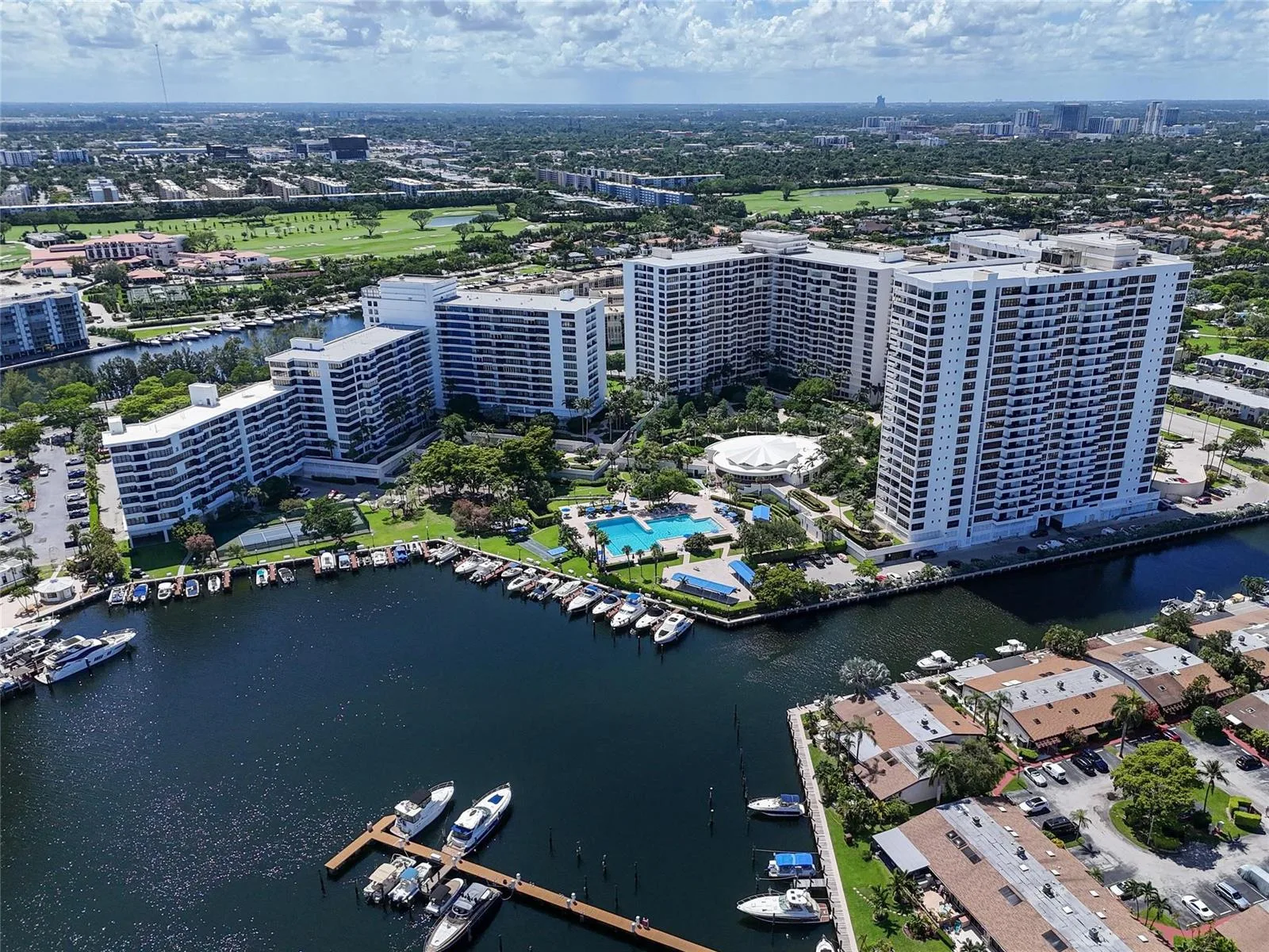 2500 PARKVIEW Drive # 1710, Hallandale Beach, FL 33009 photo 2