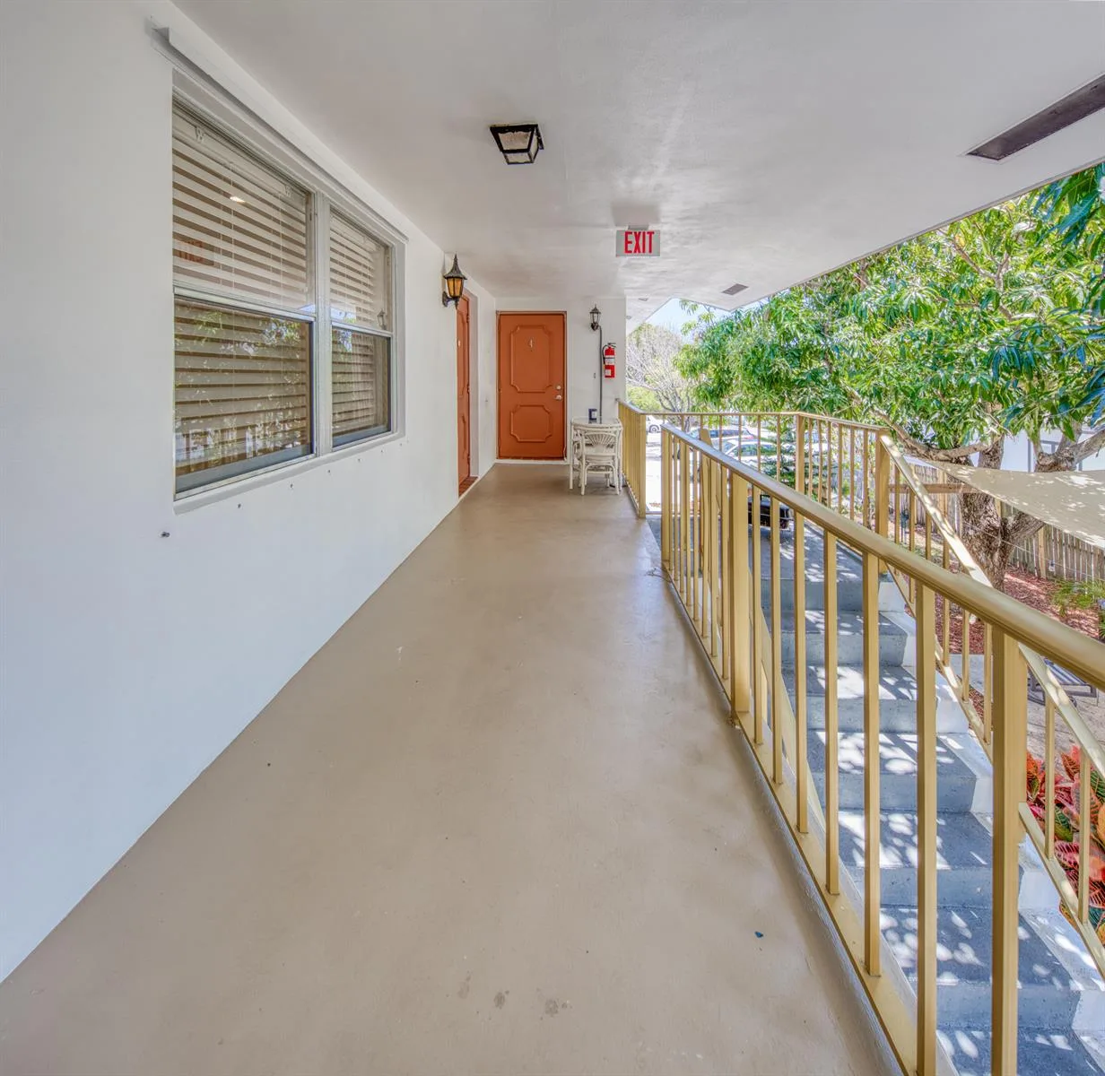 411 S M Street # 5, FL 33460