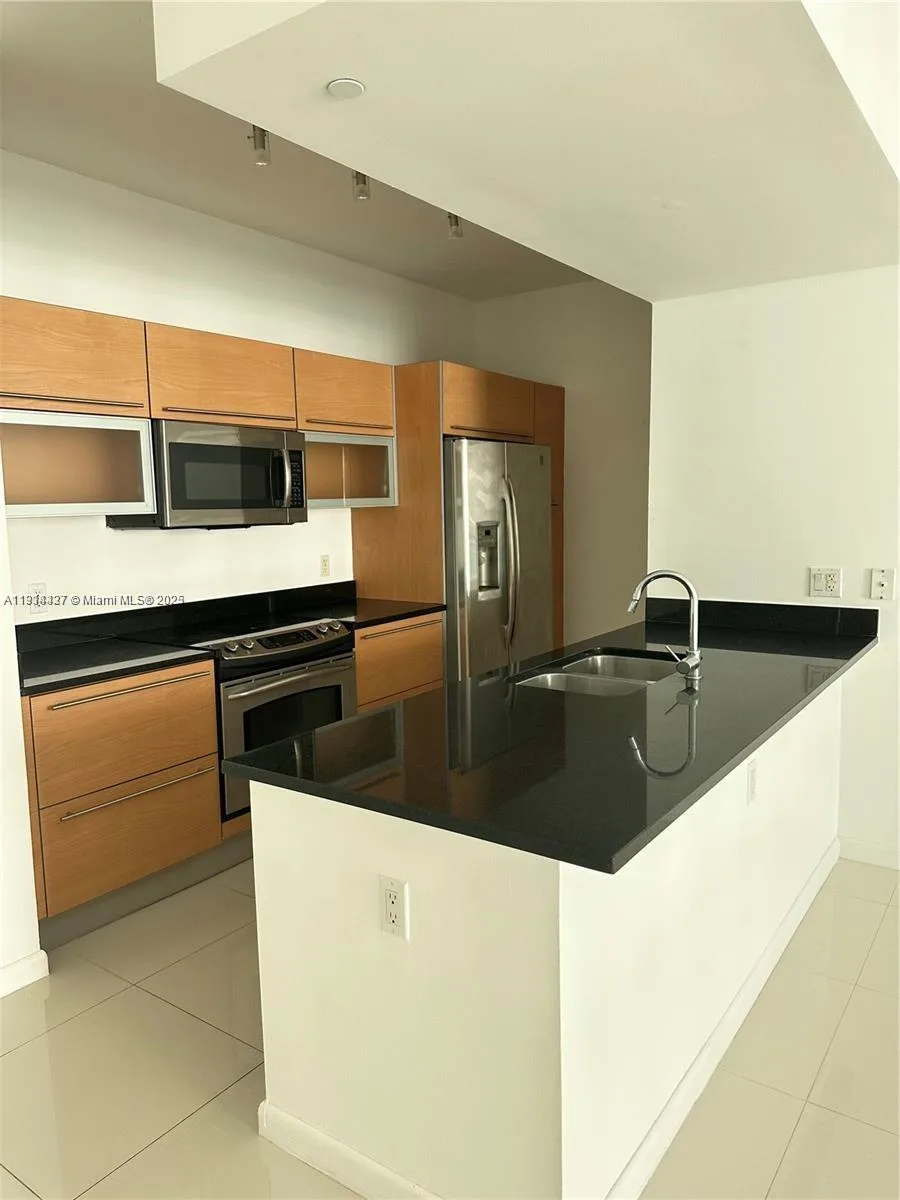 951 Brickell Ave # 2901, Miami, FL 33131 photo 2