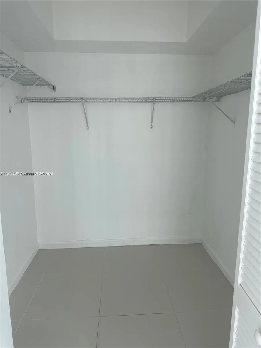 951 Brickell Ave # 2901, Miami, FL 33131 photo 5