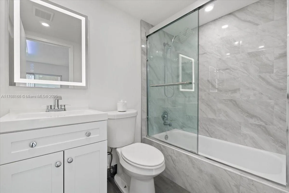 590 Brittany M # 590, Delray Beach, FL 33446 photo 13