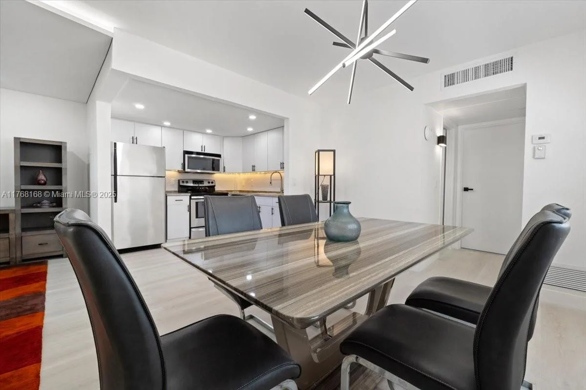 590 Brittany M # 590, Delray Beach, FL 33446 photo 4