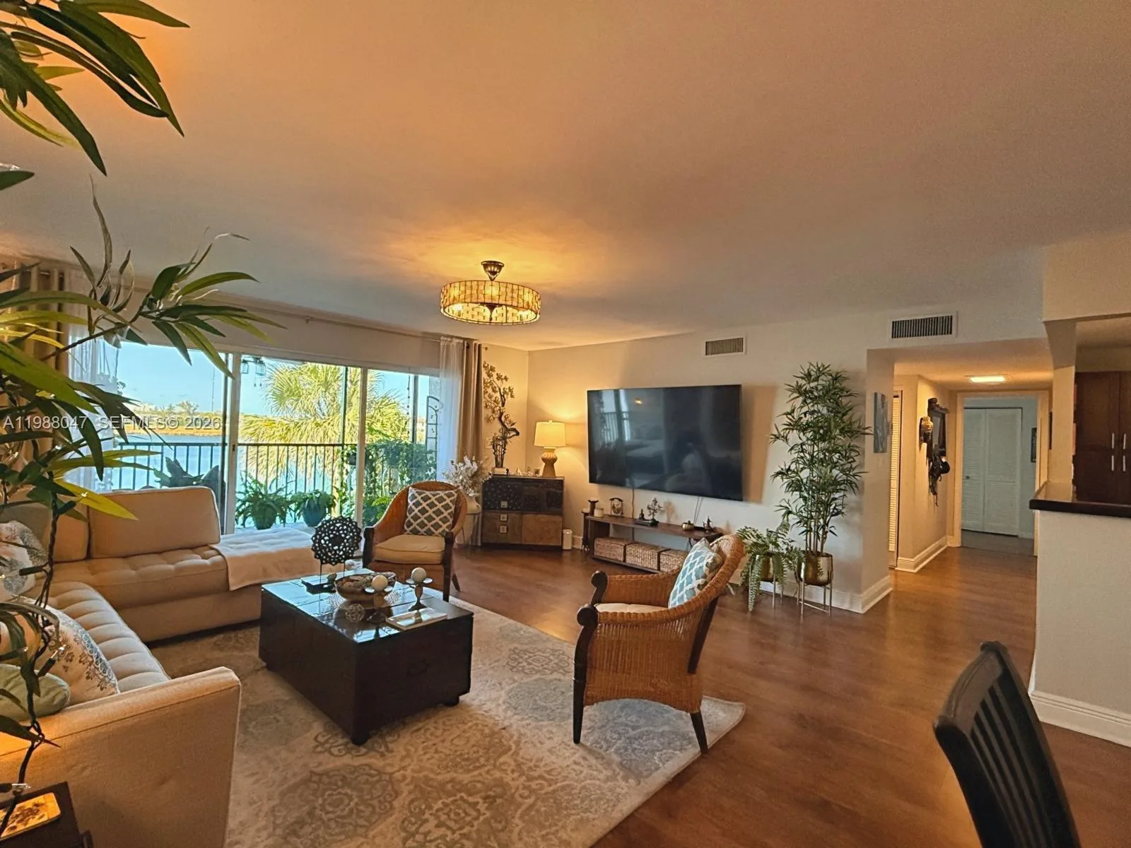 605 Ives Dairy Rd # 205-7, Miami, FL 33179 photo 5