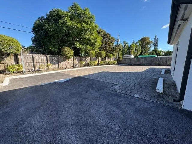 3221 SW 107th Ave, Miami, FL 33165 photo 6