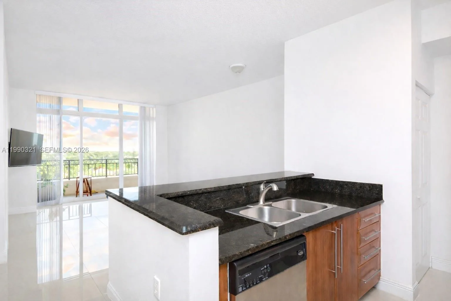 3232 Coral # 605, Miami, FL 33145 photo 5