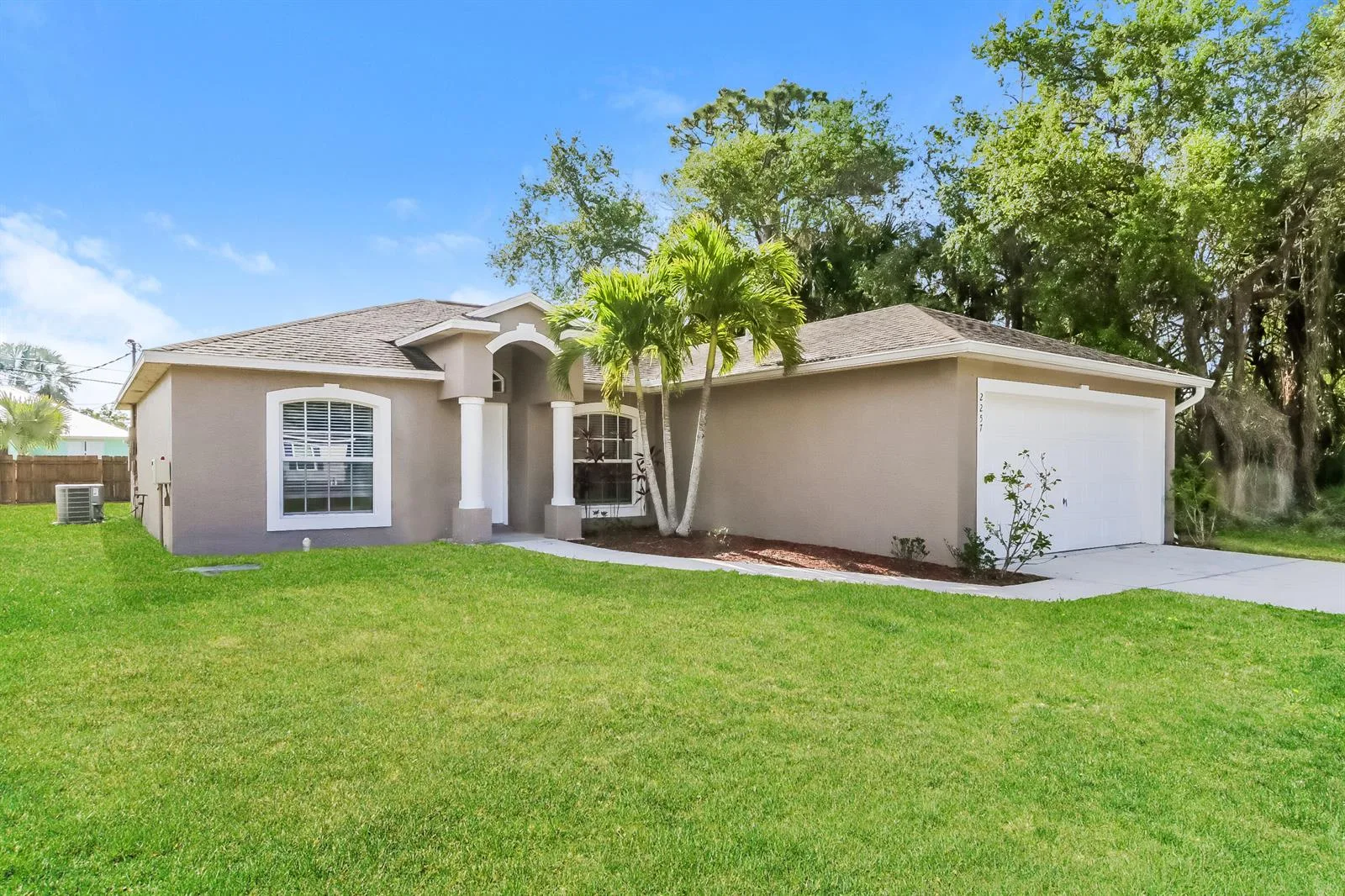 2257 SW MATHESON Terrace, Port St. Lucie, FL 34953 — zdjęcie 2