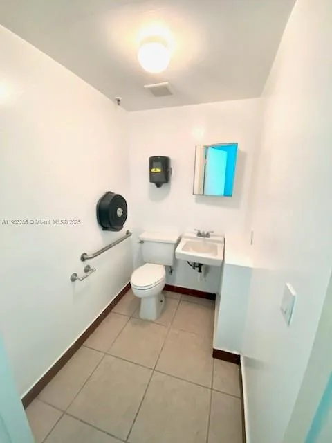 8202 NW 70th St # 6994, Medley, FL 33195 photo 5