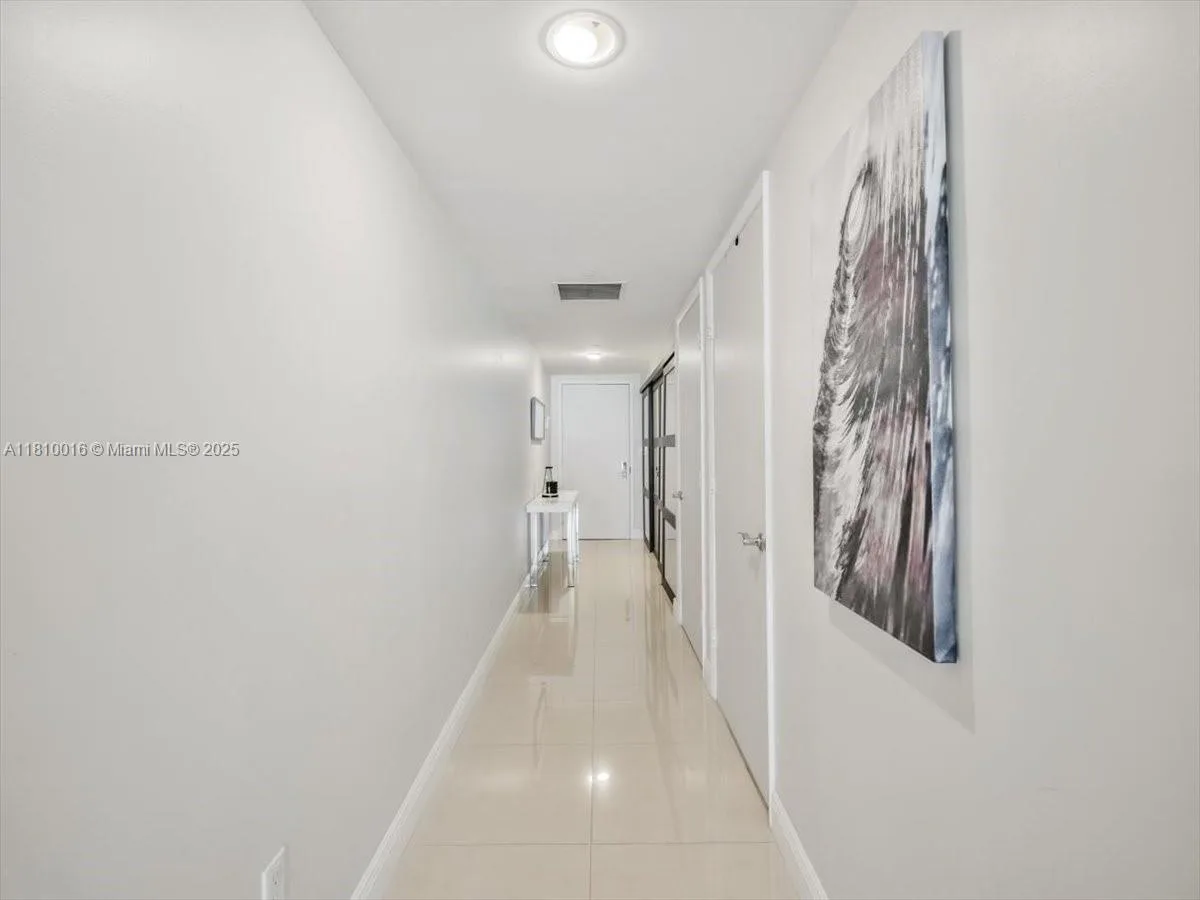 1830 S Ocean Dr # 5009, Hallandale Beach, FL 33009 photo 8
