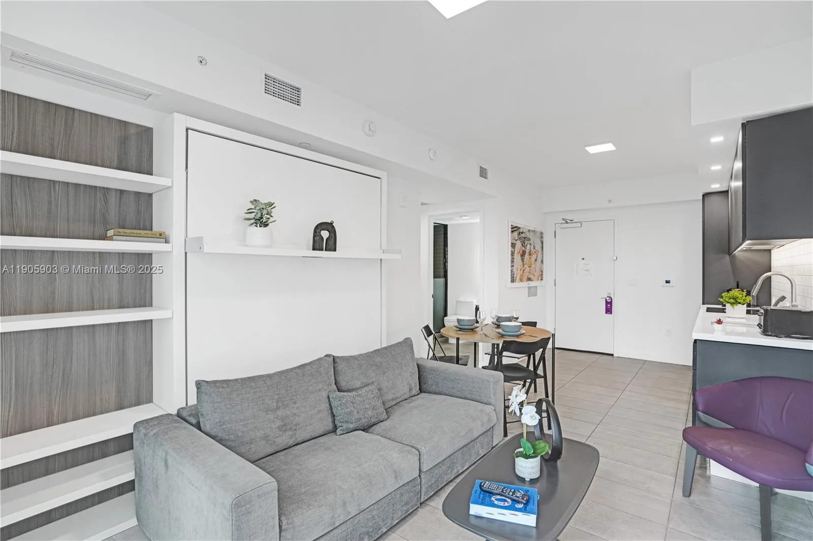 227 NE 2nd St # 1703, Miami, FL 33132 photo 7