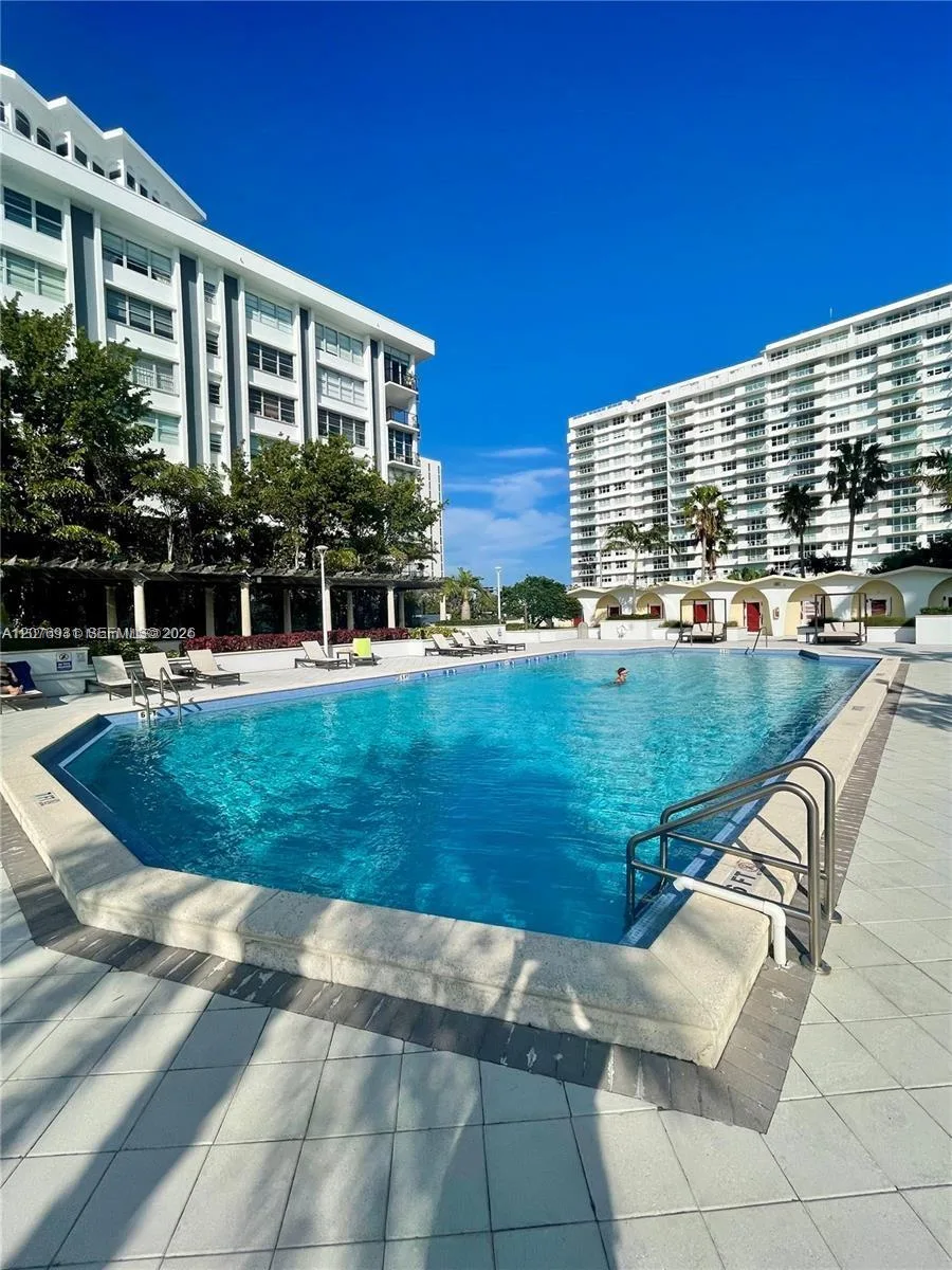 5600 Collins Ave # 16P, Miami Beach, FL 33140 photo 12
