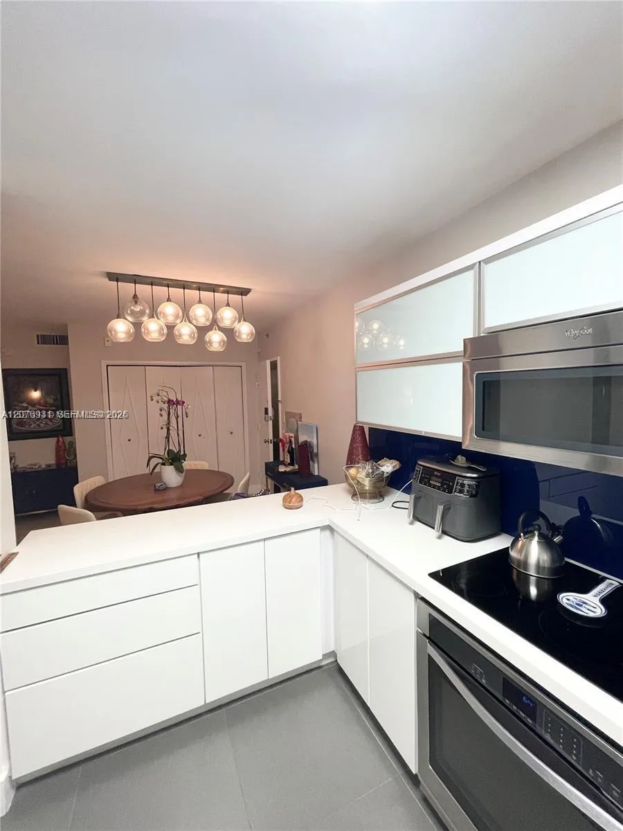 5600 Collins Ave # 16P, Miami Beach, FL 33140 photo 6