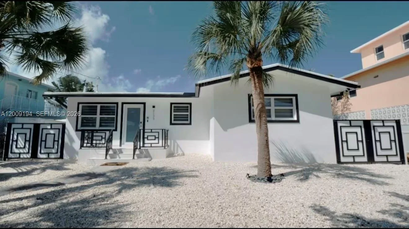 2133 Yellowtail Dr, Marathon, FL 33050