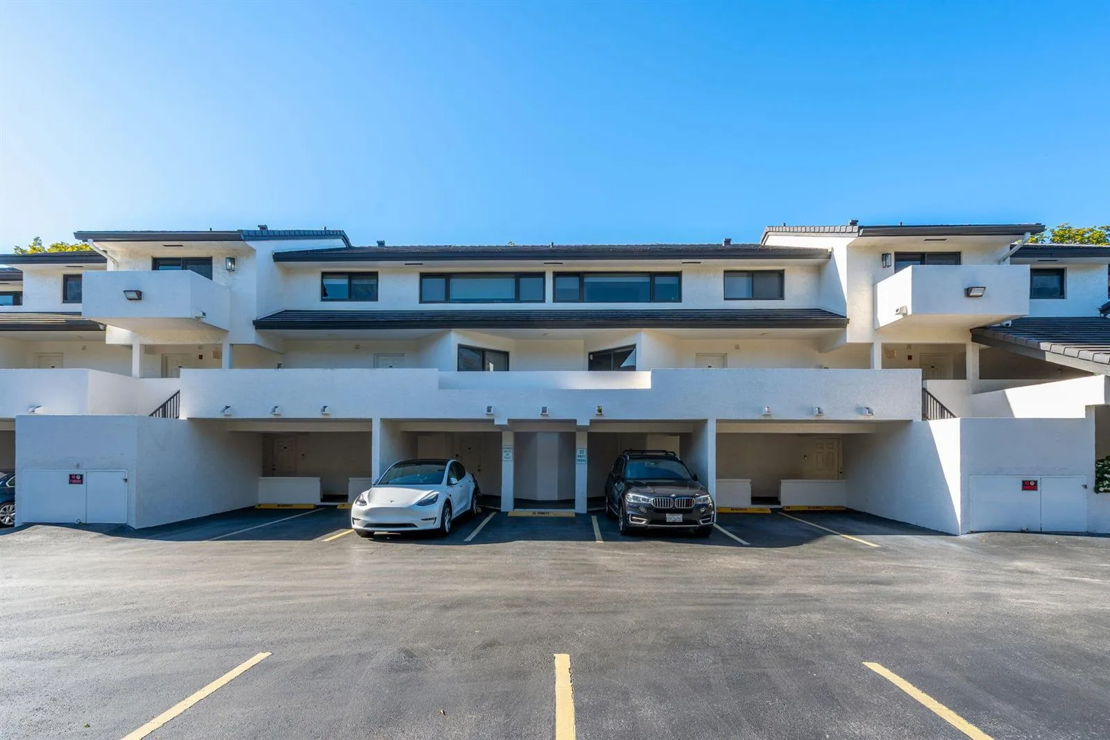 5750 Turin Street # 206, Coral Gables, FL 33146