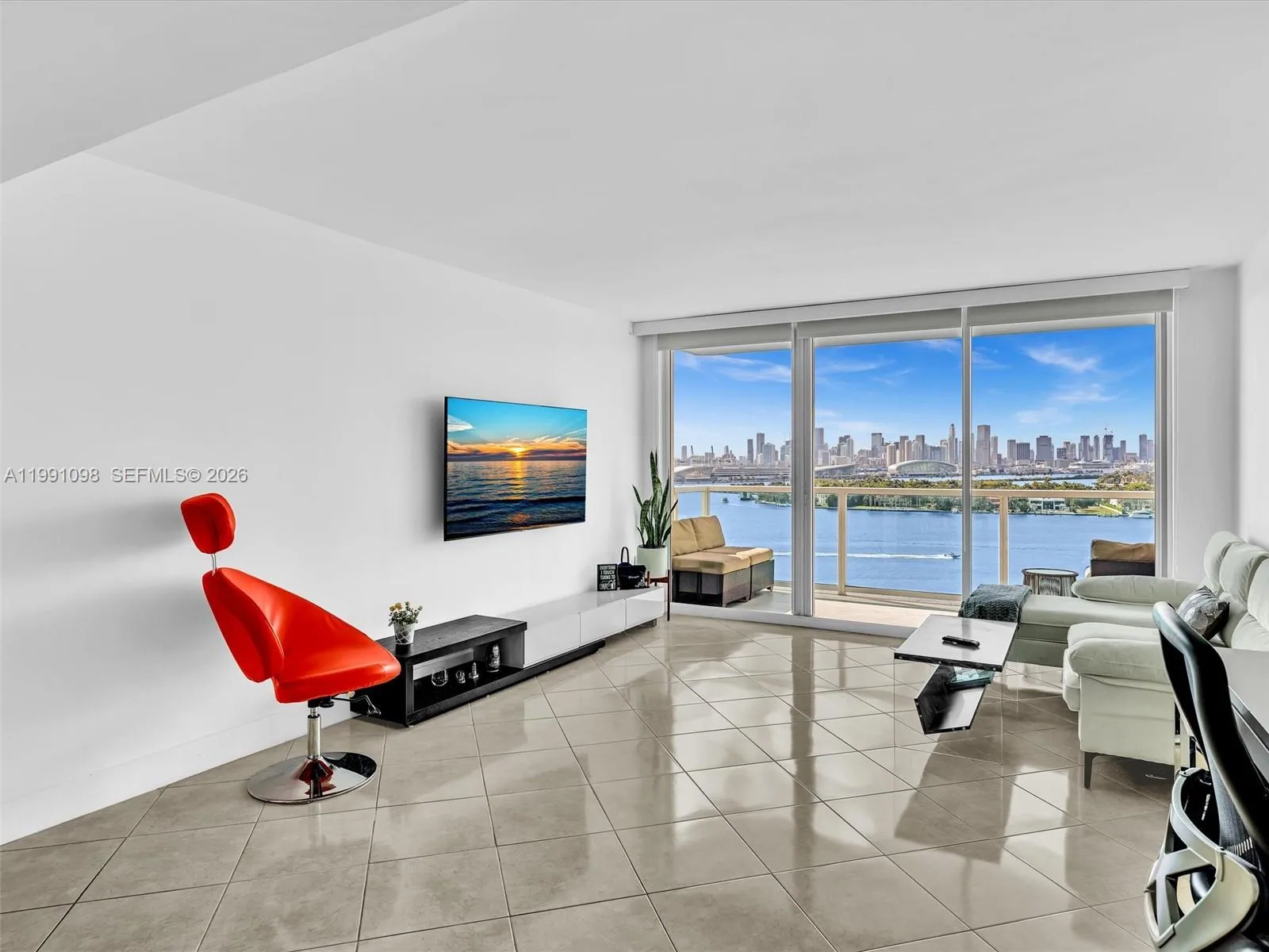 650 West Ave # 1605, Miami Beach, FL 33139