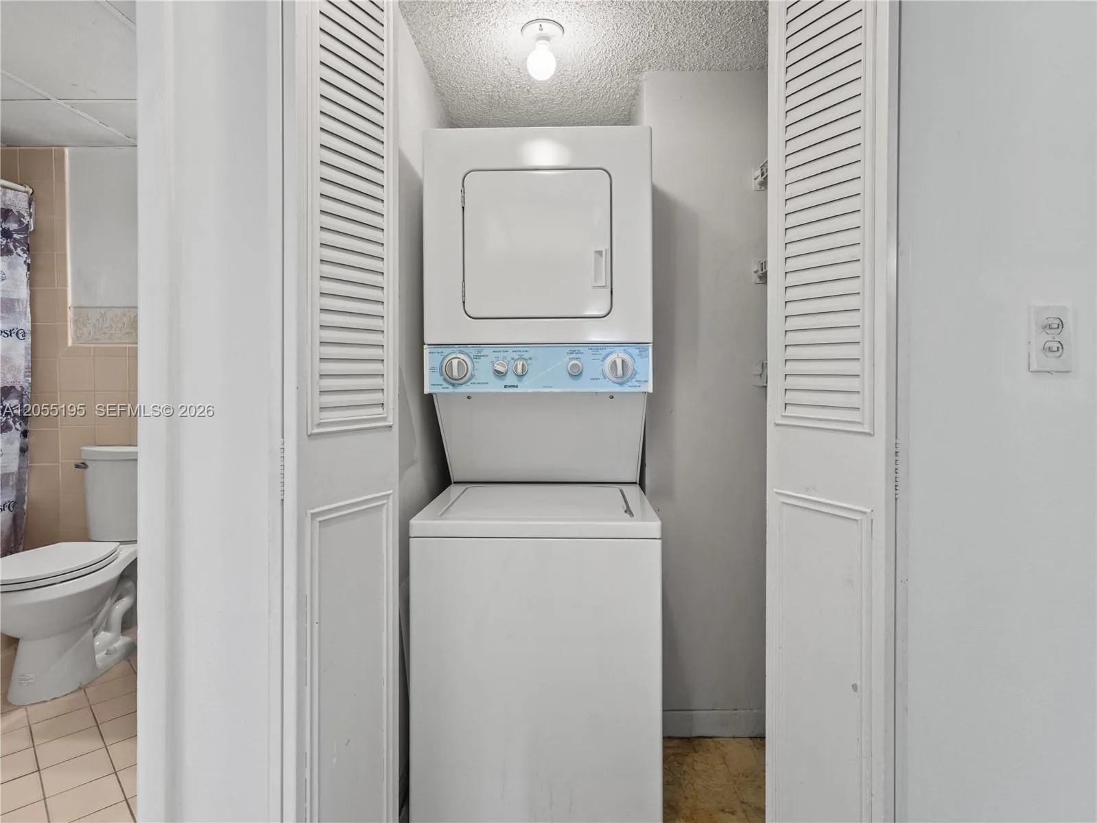 9401 SW 4th St # 104, Miami, FL 33174 photo 4