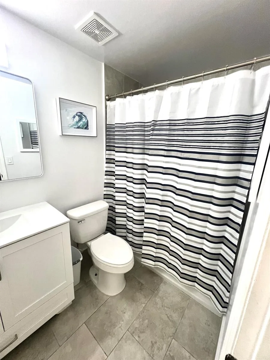 2046 Madeira Drive, Weston, FL 33327 photo 12
