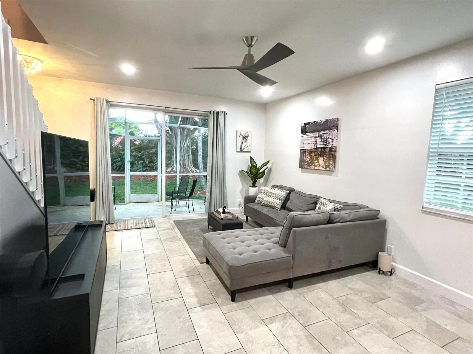 2046 Madeira Drive, Weston, FL 33327 photo 3