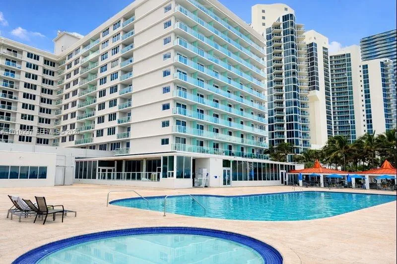 19201 Collins Ave # 707, Sunny Isles Beach, FL 33160