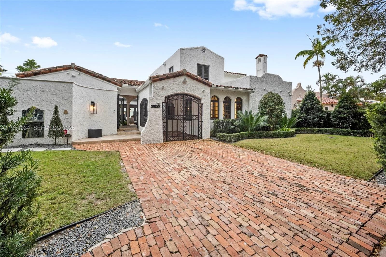 1236 Obispo Ave, Coral Gables, FL 33134