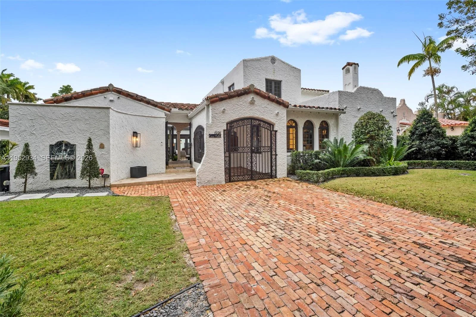 1236 Obispo Ave, Coral Gables, FL 33134 photo 4
