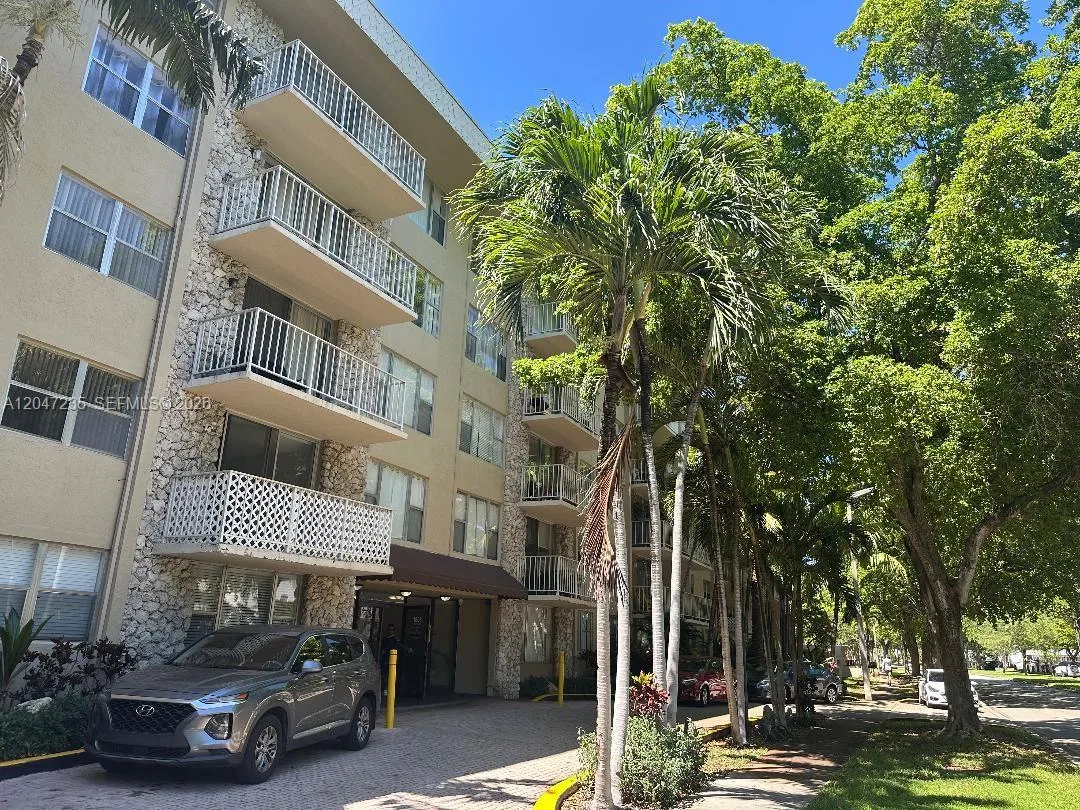1805 Sans Souci Blvd # 333, North Miami, FL 33181