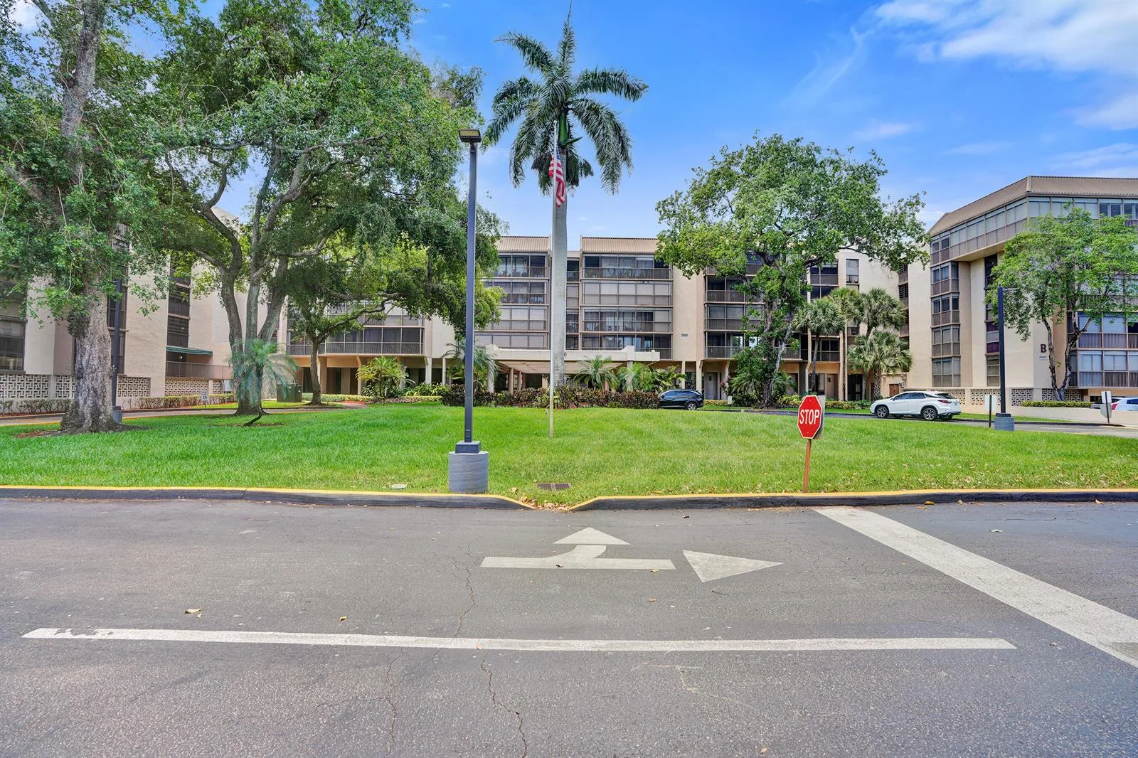 2800 N 46th Avenue # A302, Hollywood, FL 33021