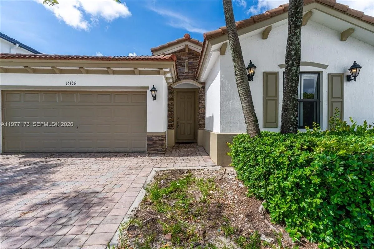 16186 SW 65th Ln # 16186, Miami, FL 33193