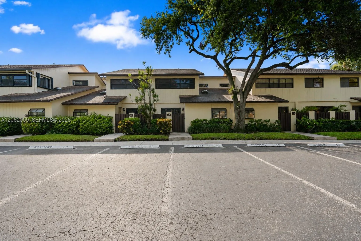 7640 NW 79th Ave # L6, Tamarac, FL 33321