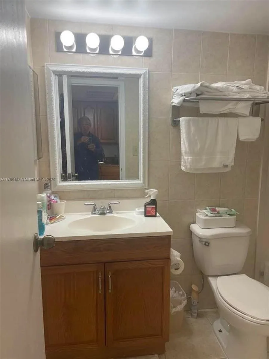 19201 Collins Ave # 1022, Sunny Isles Beach, FL 33160 photo 10
