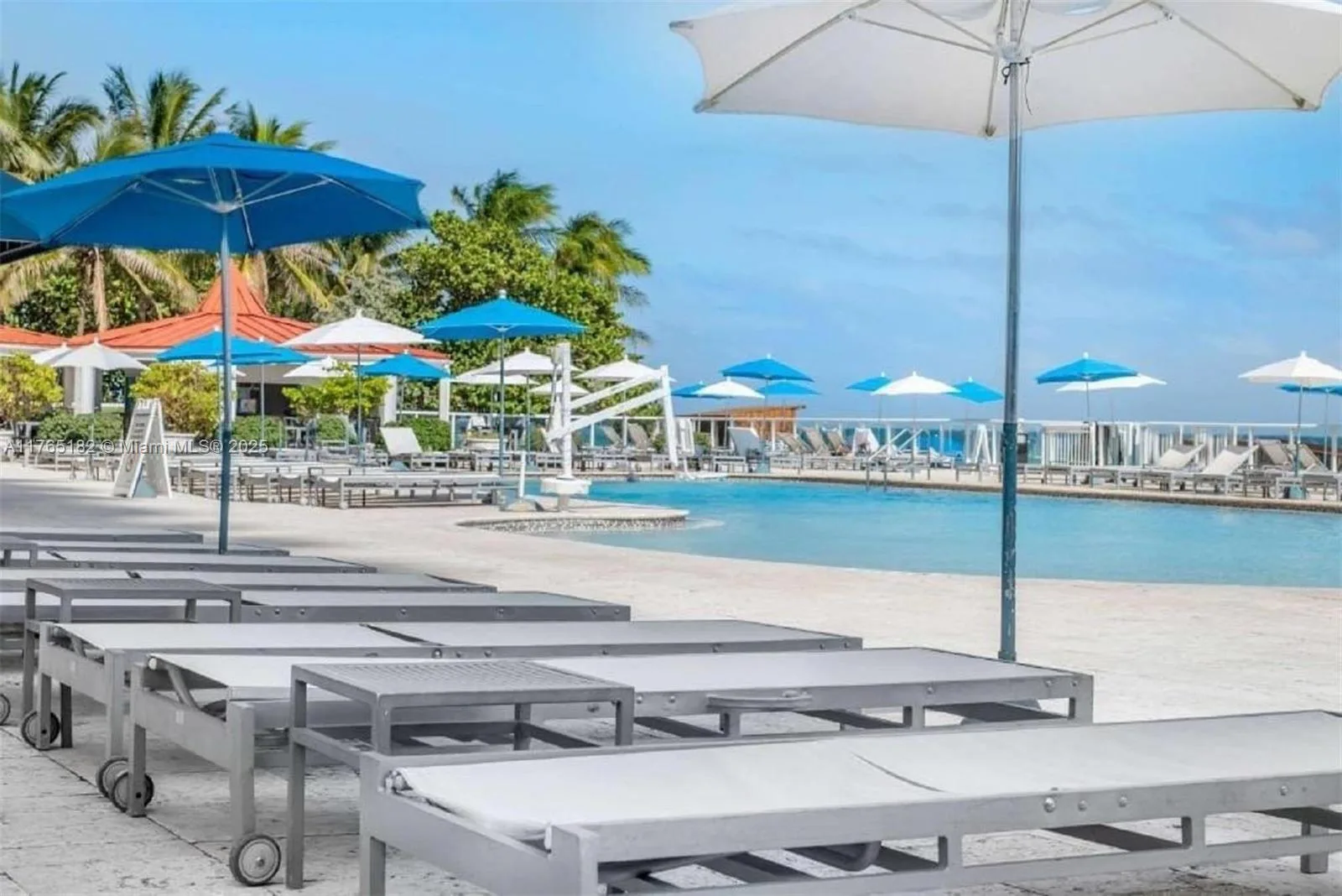 19201 Collins Ave # 1022, Sunny Isles Beach, FL 33160 photo 3