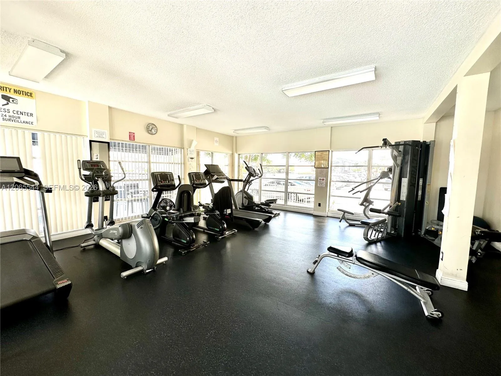 1849 S Ocean Dr # 1505, Hallandale Beach, FL 33009 photo 10