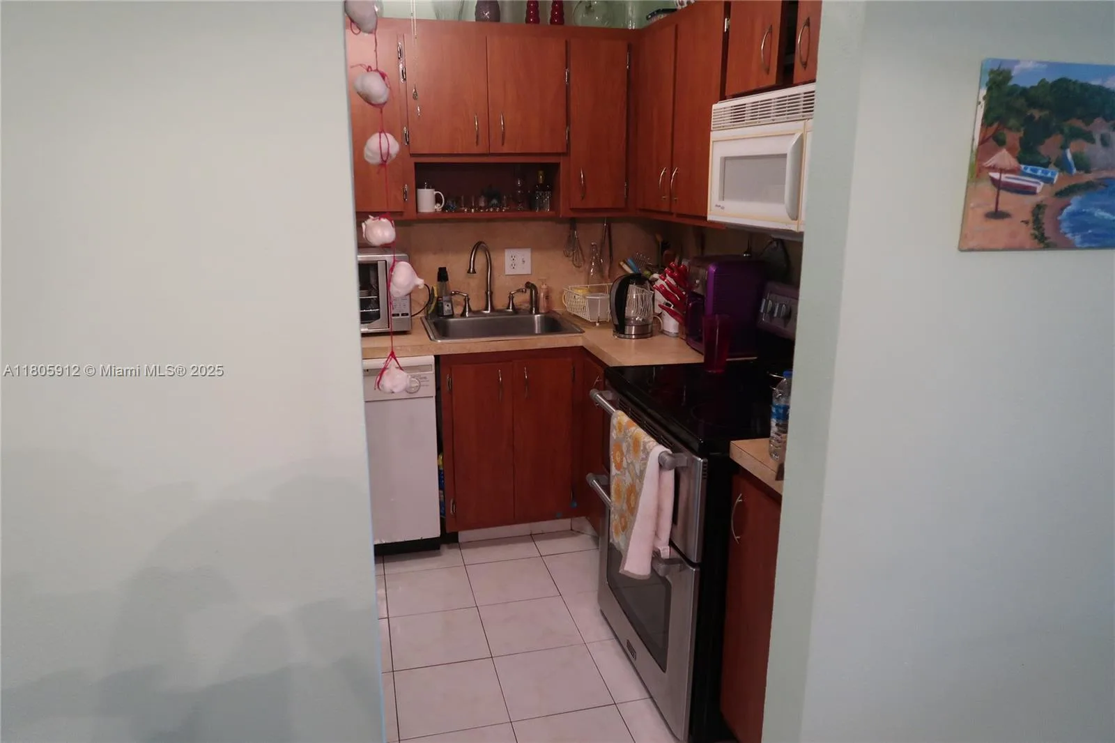 700 Layne Blvd # 112, Hallandale Beach, FL 33009 photo 5