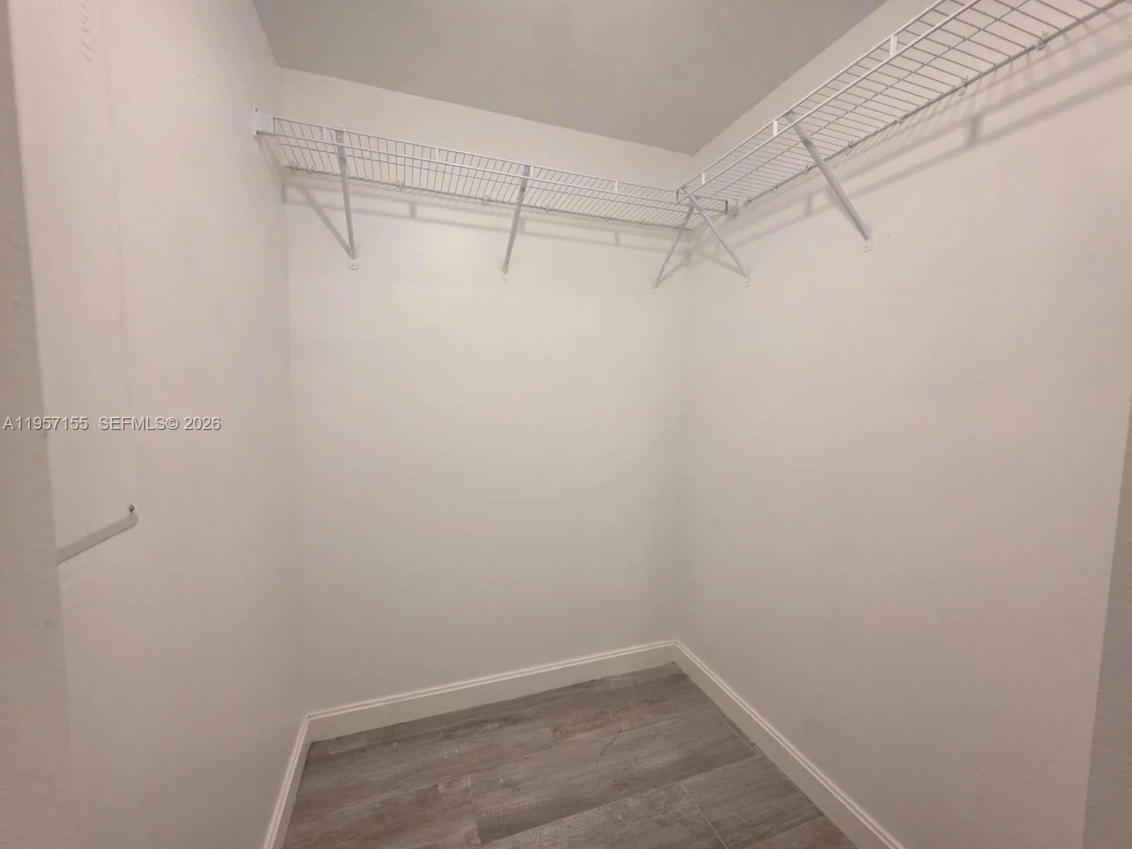 55 SW 9th St # 1409, Miami, FL 33130 photo 5
