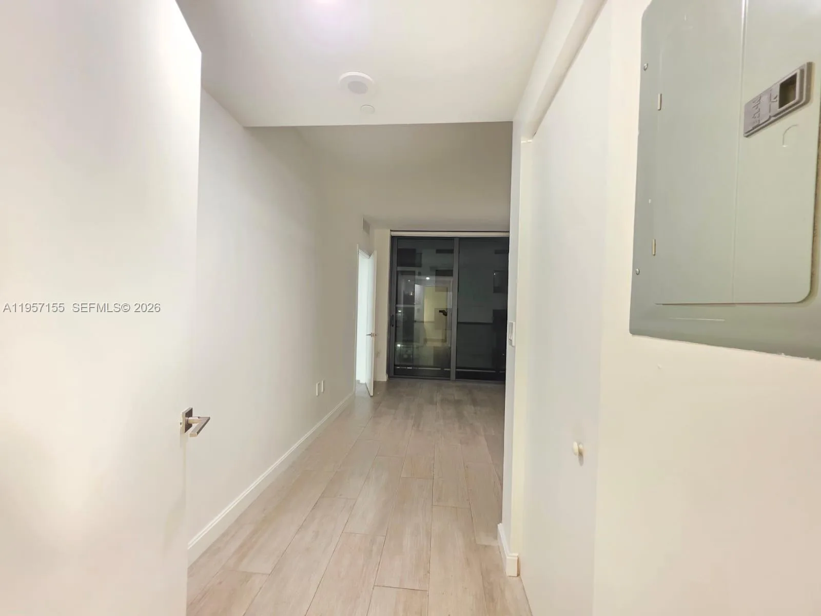 55 SW 9th St # 1409, Miami, FL 33130 photo 8