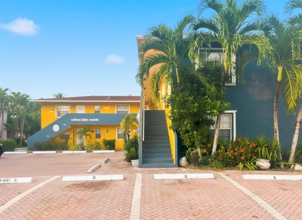 51 NE 24th Street # 6, Wilton Manors, FL 33305
