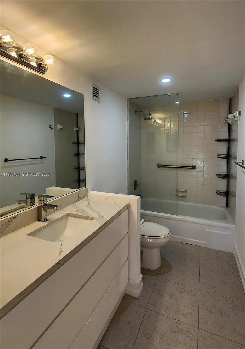 600 NE 36th st # 821, Miami, FL 33137 photo 6
