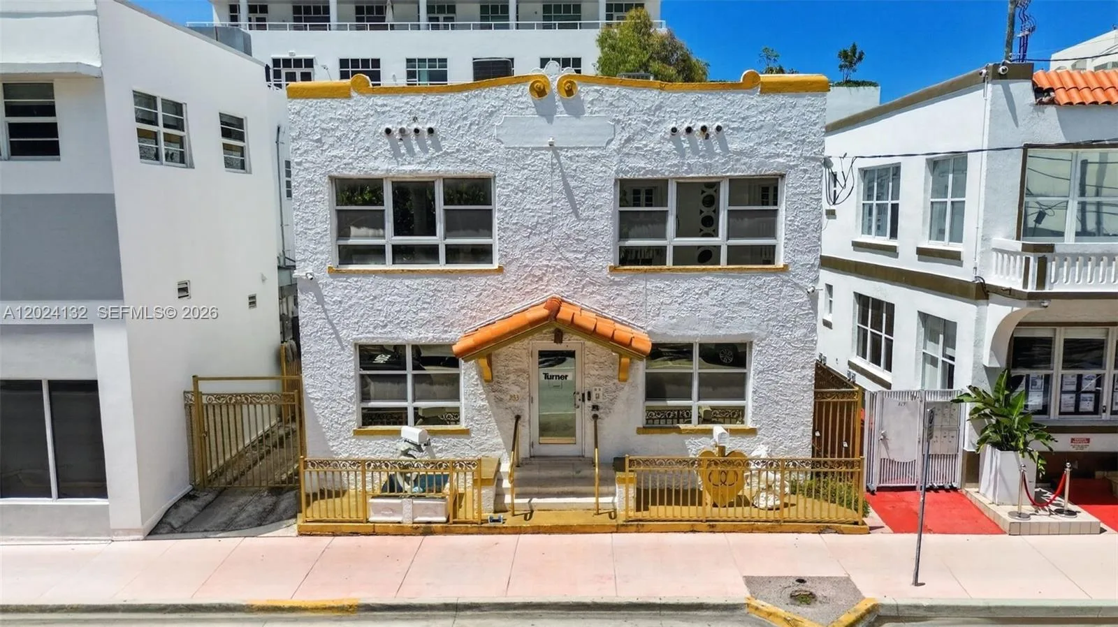 233 1st St, Miami Beach, FL 33139