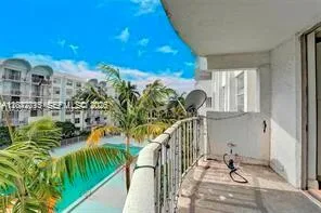488 NW 165th St Rd # B-412, Miami, FL 33169