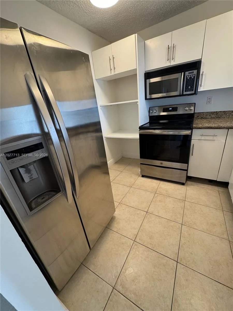 488 NW 165th St Rd # B-412, Miami, FL 33169 photo 7