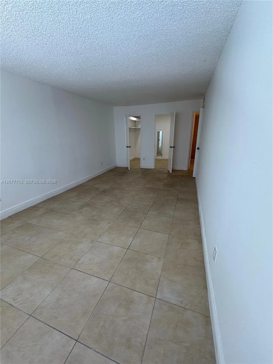 488 NW 165th St Rd # B-412, Miami, FL 33169 photo 8