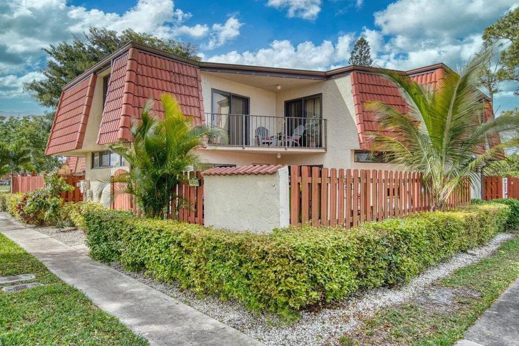 3838 Victoria Drive, West Palm Beach, FL 33406