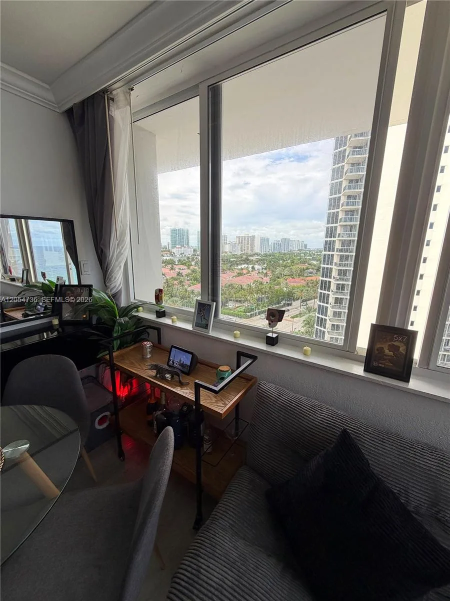 19201 Collins Ave # 1126, Sunny Isles Beach, FL 33160 photo 7