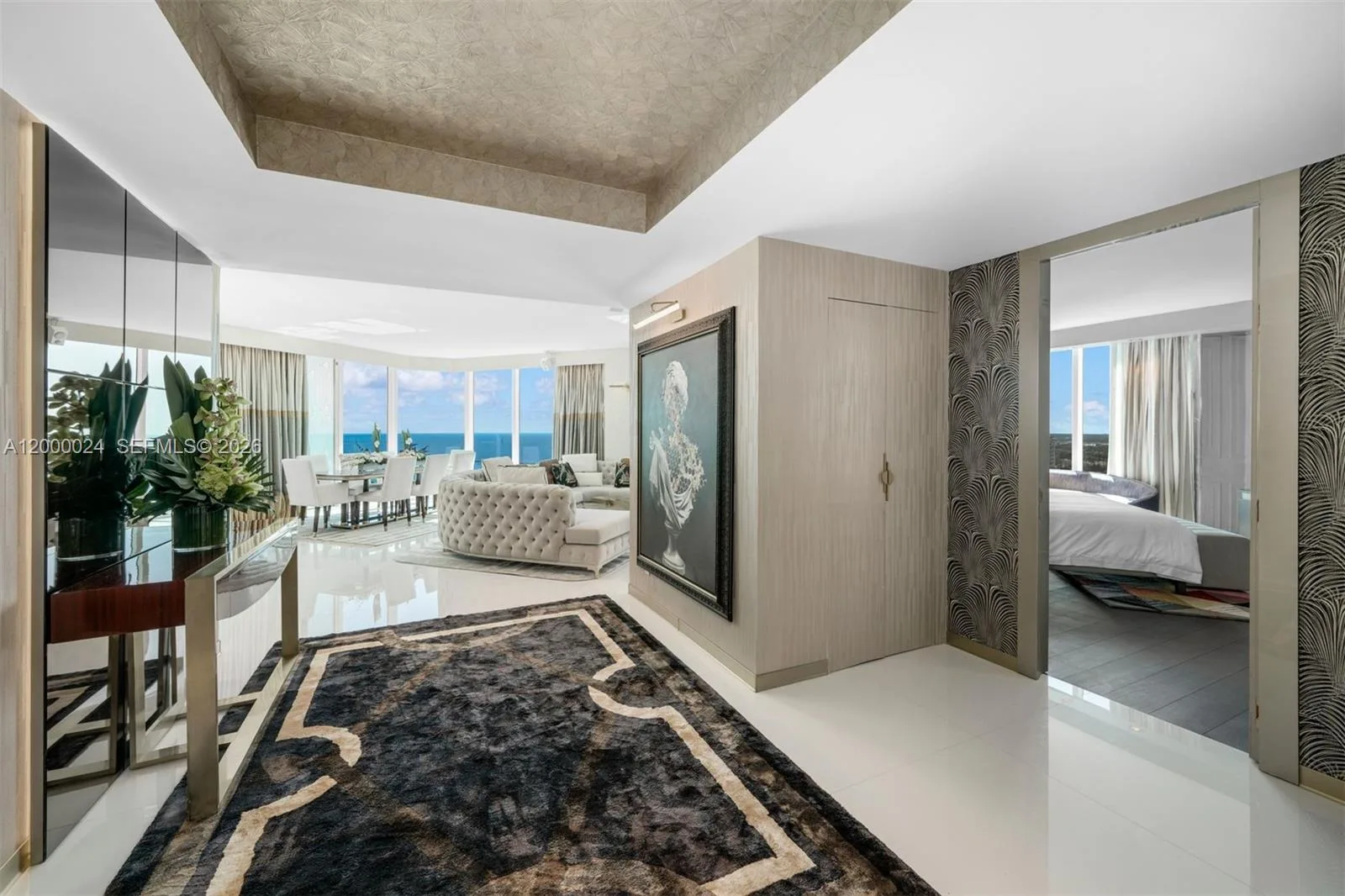 300 S Pointe Dr # 1501, Miami Beach, FL 33139 photo 2