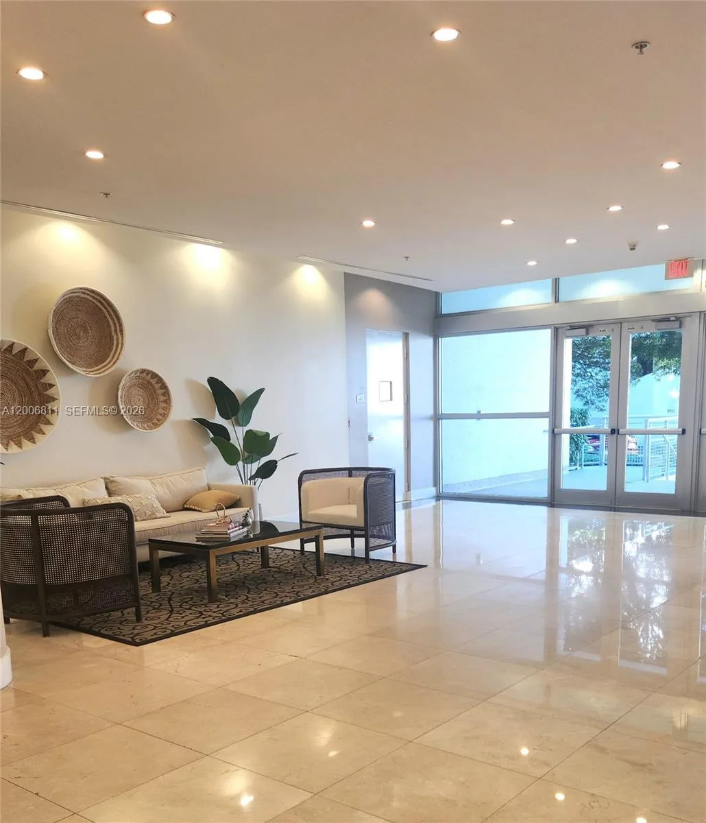 2200 NE 4th Ave # 803, Miami, FL 33137 photo 5