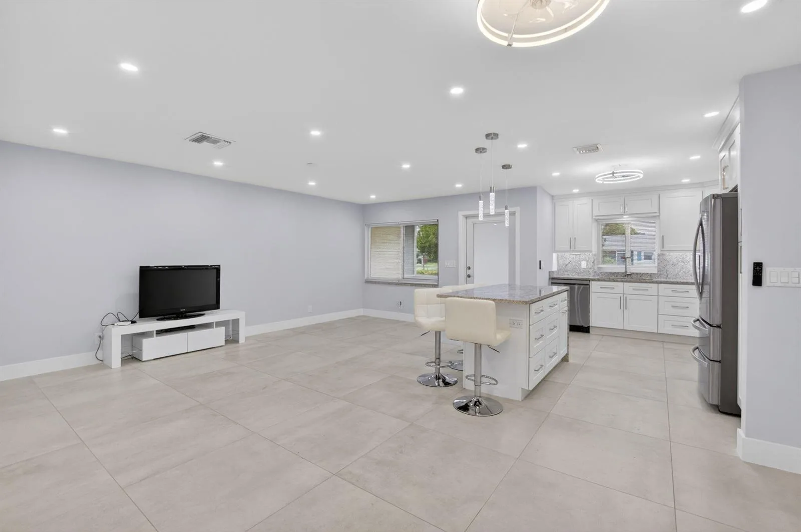 6049 VIA DIANA, Delray Beach, FL 33484 photo 10