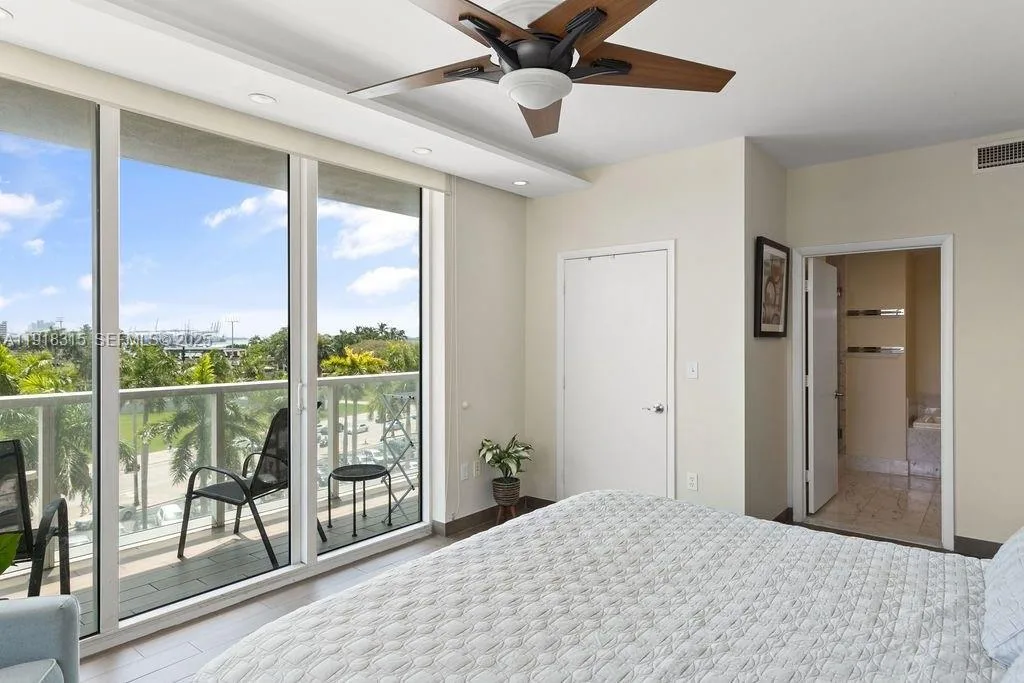 244 Biscayne Blvd # 402, Miami, FL 33132 photo 11