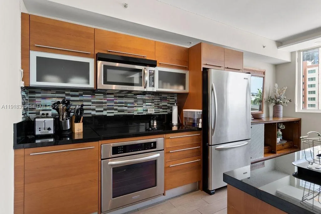 244 Biscayne Blvd # 402, Miami, FL 33132 photo 5